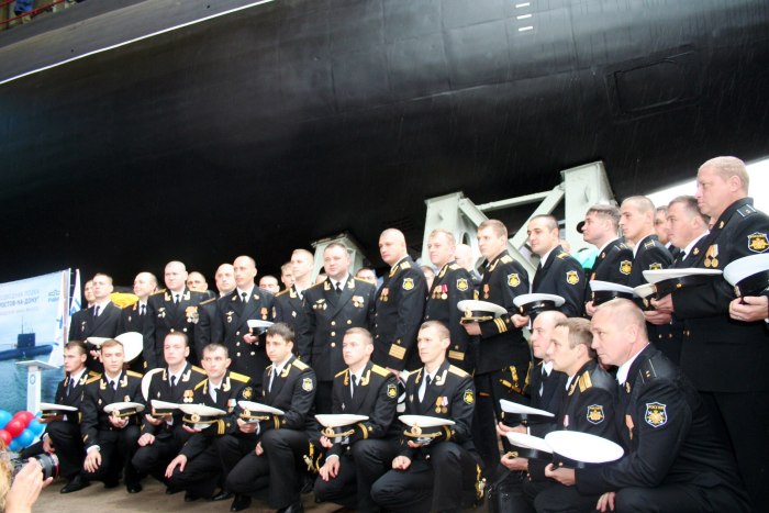 Подводная лодка Смоленск экипаж