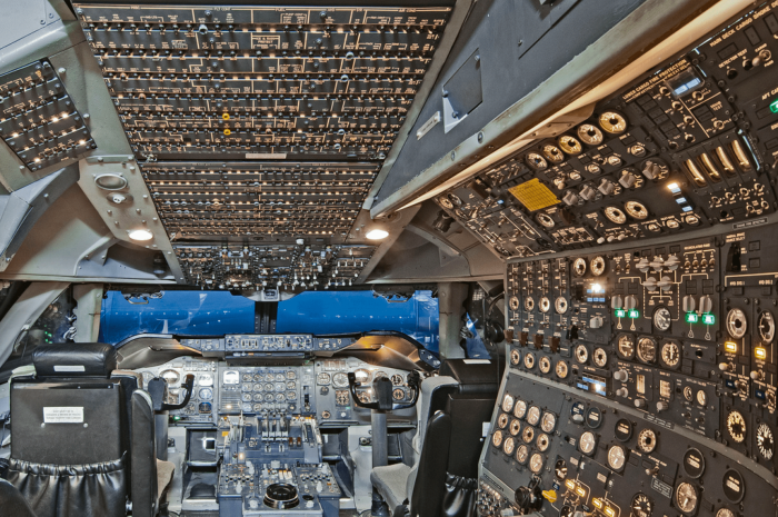Боинг 747 кабина пилотов