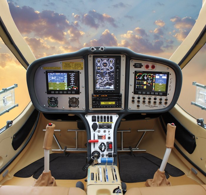 Приборная панель самолета Aquila a 210