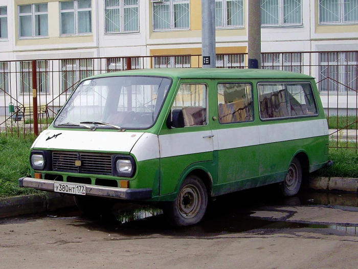 Микроавтобус РАФ 2203 такси