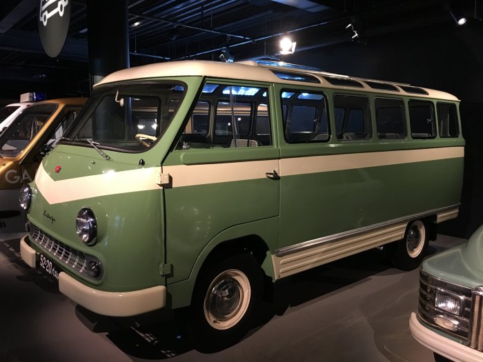 РАФ 2203 на заводе