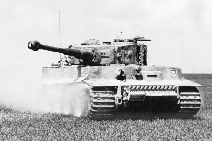 Panzerkampfwagen vi Ausf.h — e, «тигр»