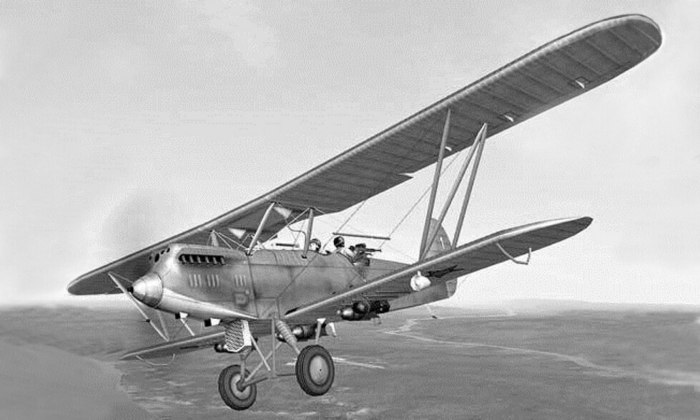 Разведчик биплан р-5