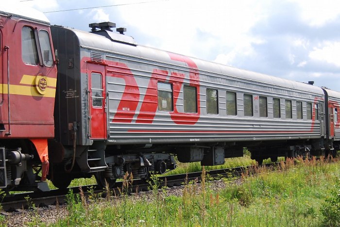 Поезд 663