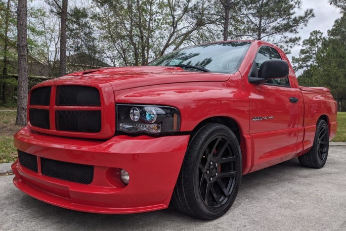 Dodge Ram 1500 srt-10