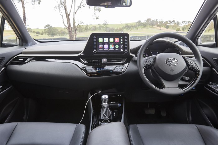 Toyota Chr 2019 салон