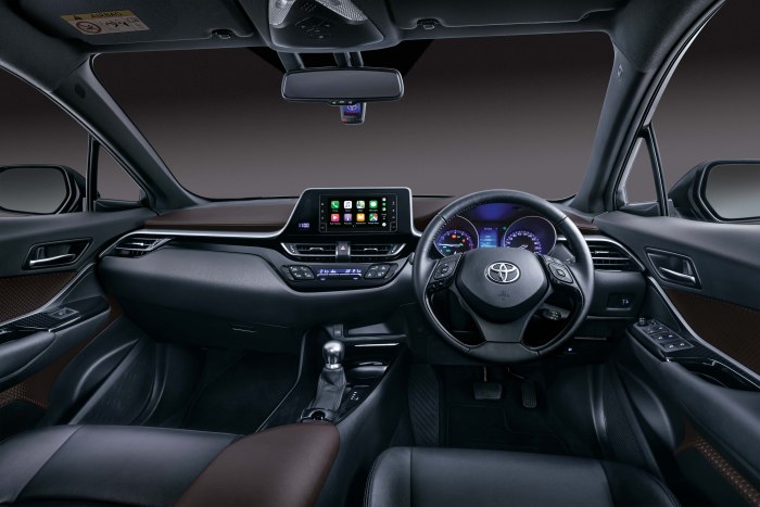 Toyota Chr 2018 салон
