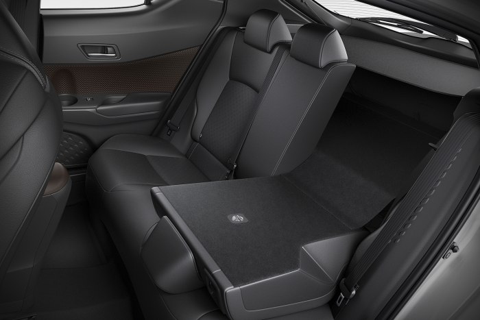 Toyota Chr 2020 салон