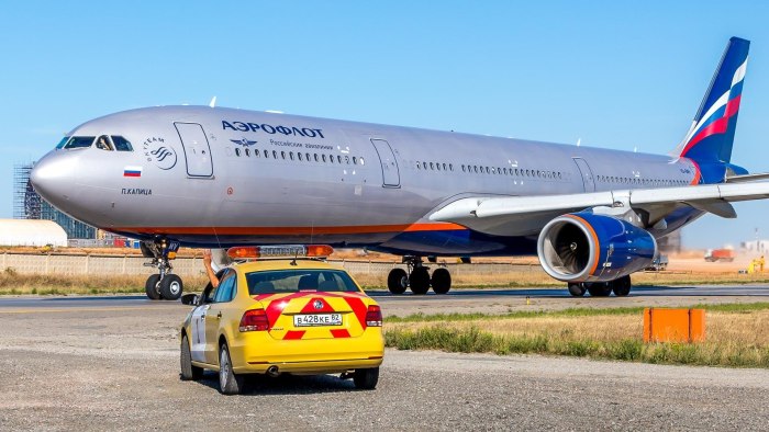 Самолет Аэрофлот Boeing 777-300er