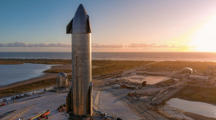 SPACEX Старшип