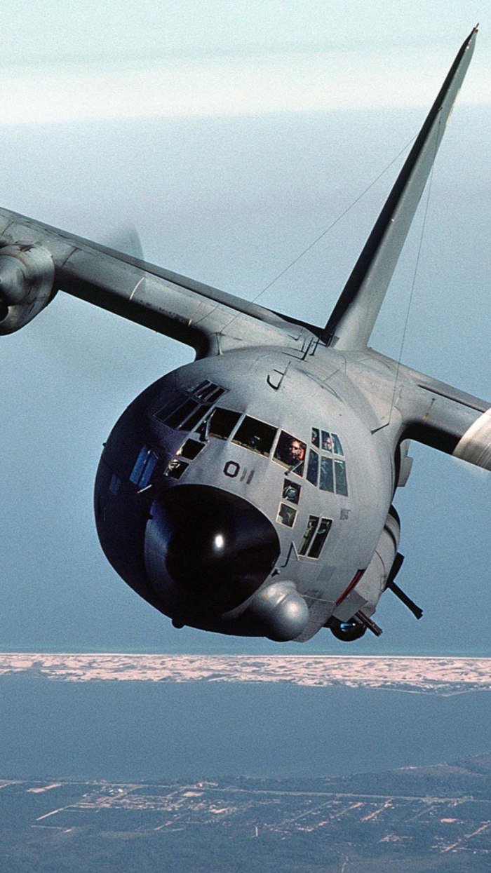 Самолёт Lockheed c-130