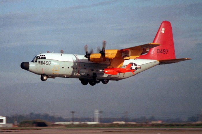 Самолет Hercules c130