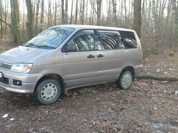Toyota Lite Ace 1998