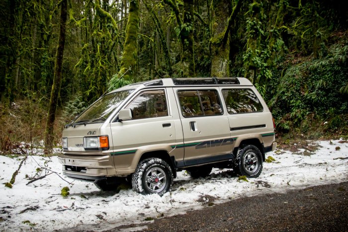 Тойота Lite Ace 1988