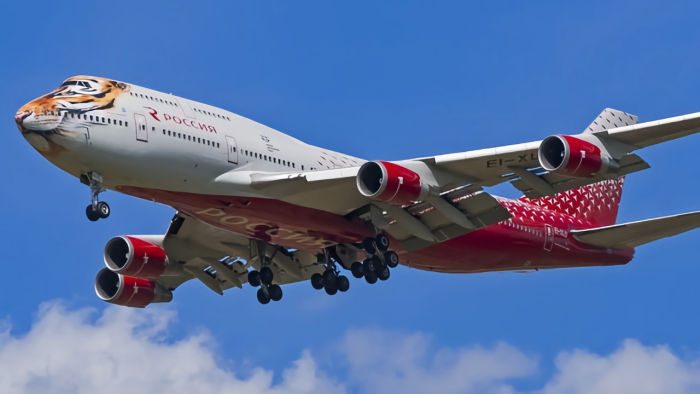 Самолёт Боинг 747 Россия