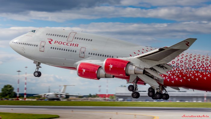 Boeing 747-400 Тигролет