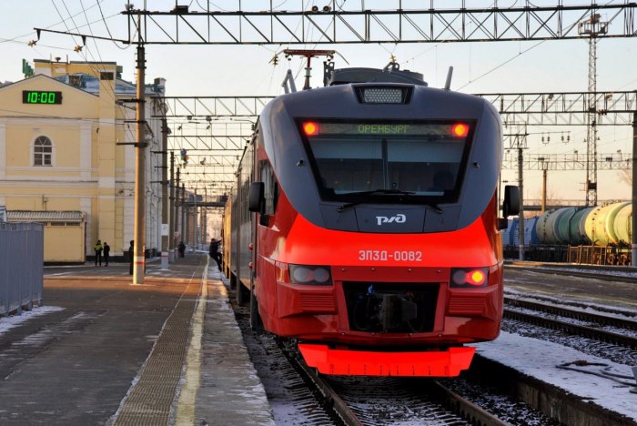 Новая электричка Оренбург Орск