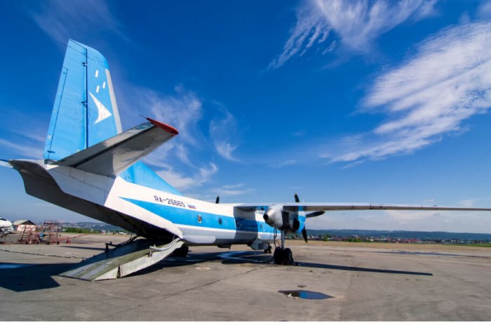 Самолет АН-26 циклон