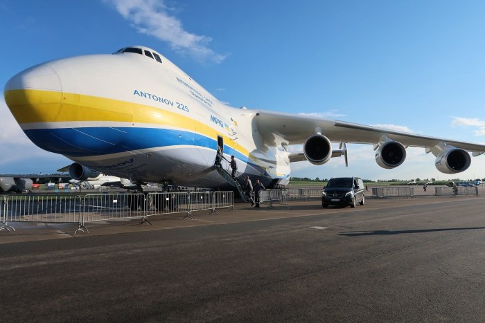 Мрия АН 225 на заводе