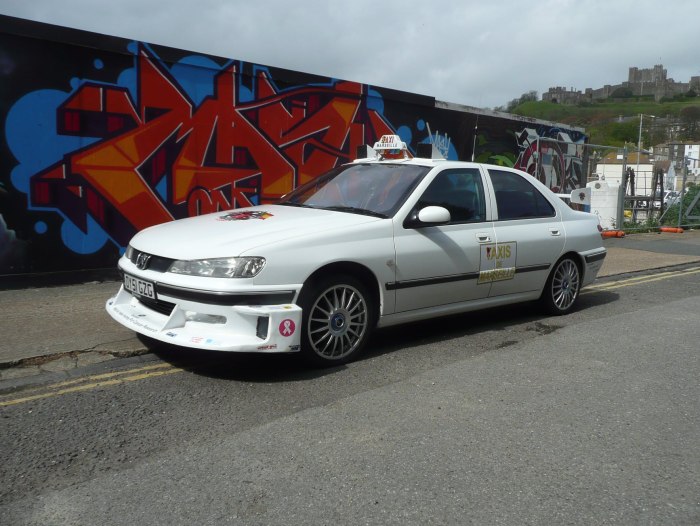 Такси 2 Peugeot 406