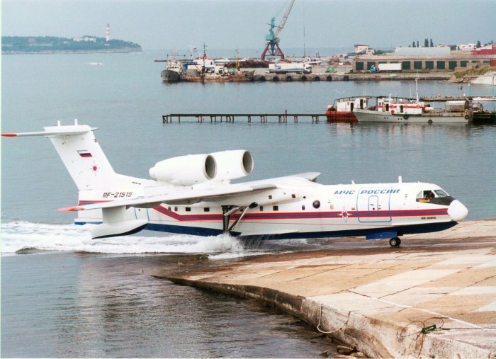Экраноплан бе200