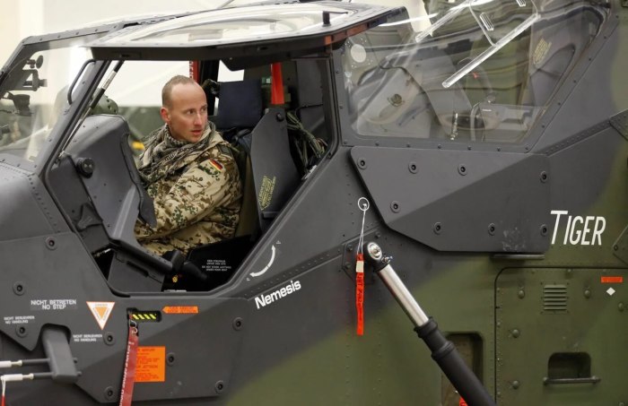 Eurocopter Tiger кабина