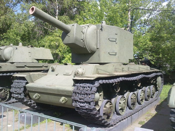 Танк второй мировой войны кв2