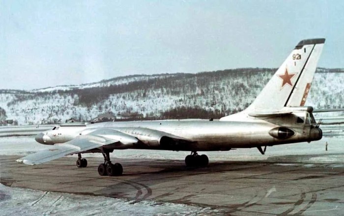 Советский бомбардировщик ту 16