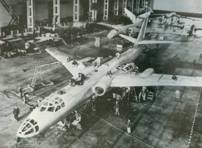 Туполев ту-16