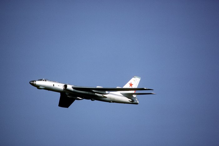 Ту 16 разведчик