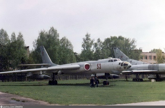Туполев ту-16