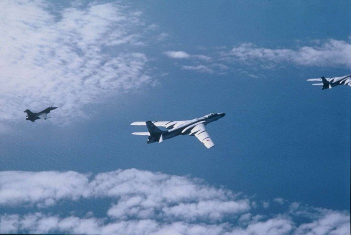 Ту 16 разведчик