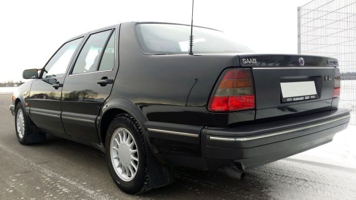 Saab 9000 1984