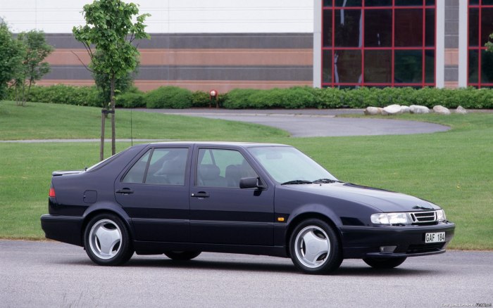 Saab 9000 хэтчбек