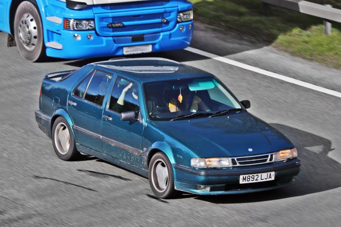 Saab 9000 хэтчбек
