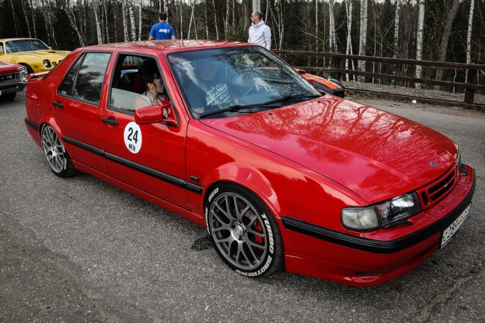 Saab 9000