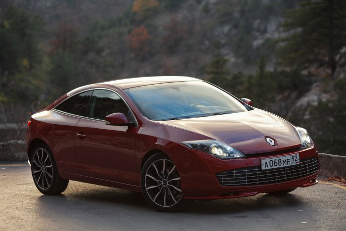 Renault Laguna Coupe