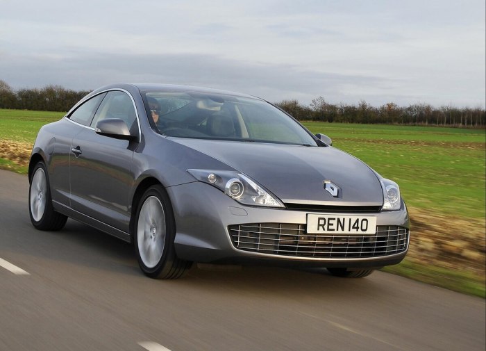 Renault Laguna Coupe 2012