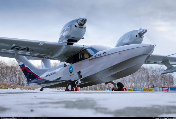 Самолет-амфибия л-42 "Чайка"