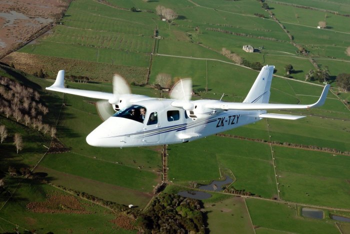Самолет p2006t Twin