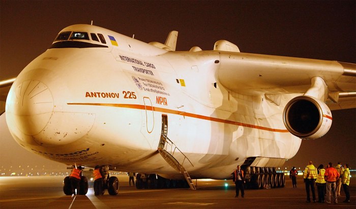 Самолет Мрия АН-225