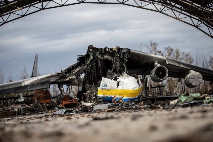 Самолёт АН-225 Мрия уничтожен