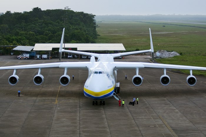 АН-225 Мрия