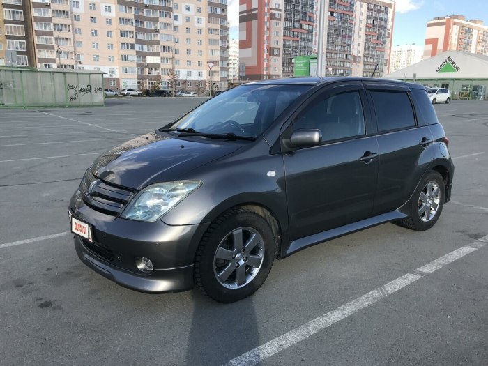 Тойота Ист 1 поколение