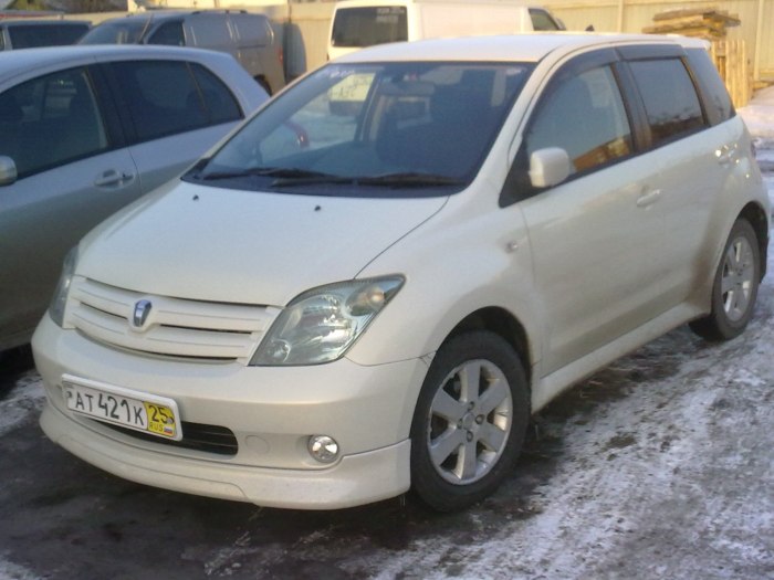 Тойота Ист 2004 года