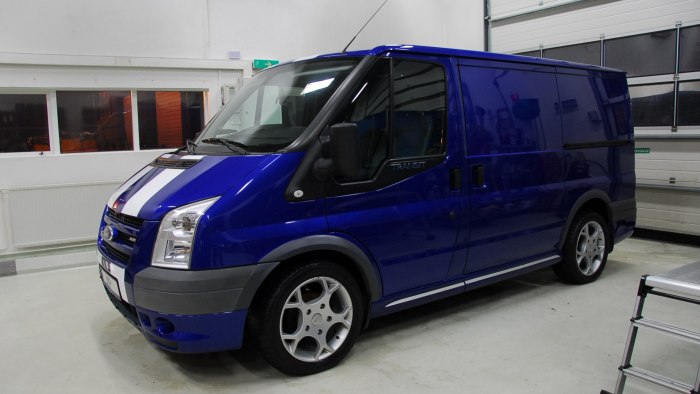 Ford Transit 7