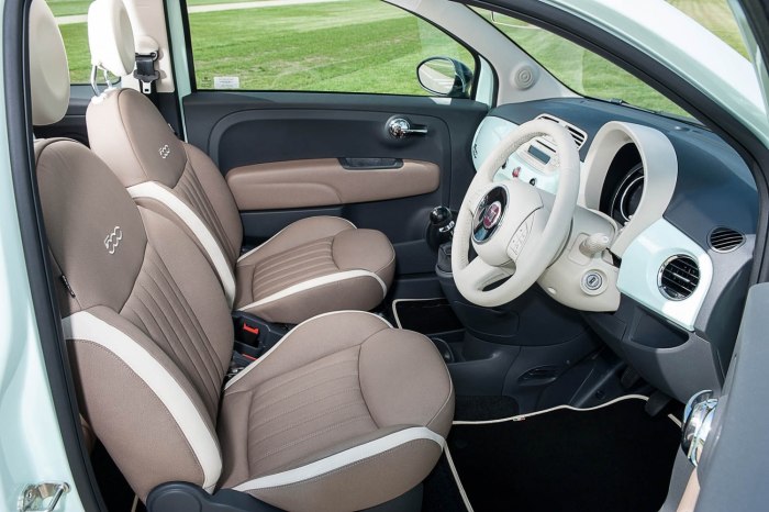 Fiat 500 Interior