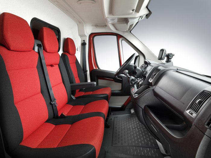 Fiat Ducato 2012 салон