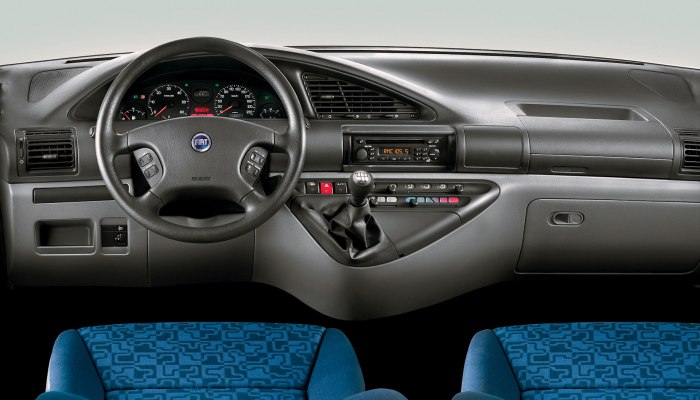 Peugeot 806 Interior