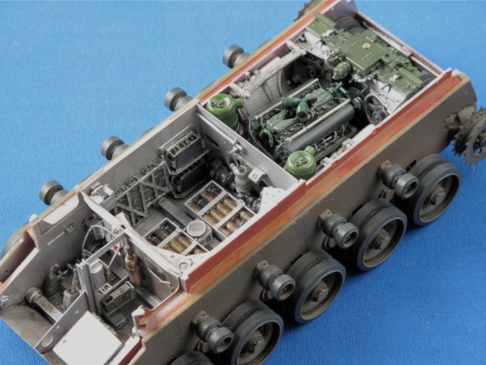 Двигатель кв-1 танка 1/35